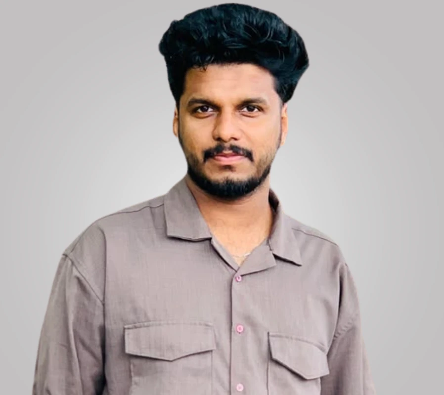 Akshay - Designer at Pro4