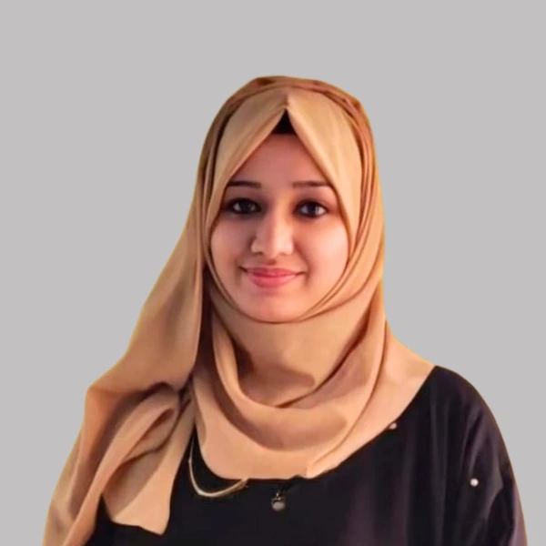 Shabnam - COO at Pro4